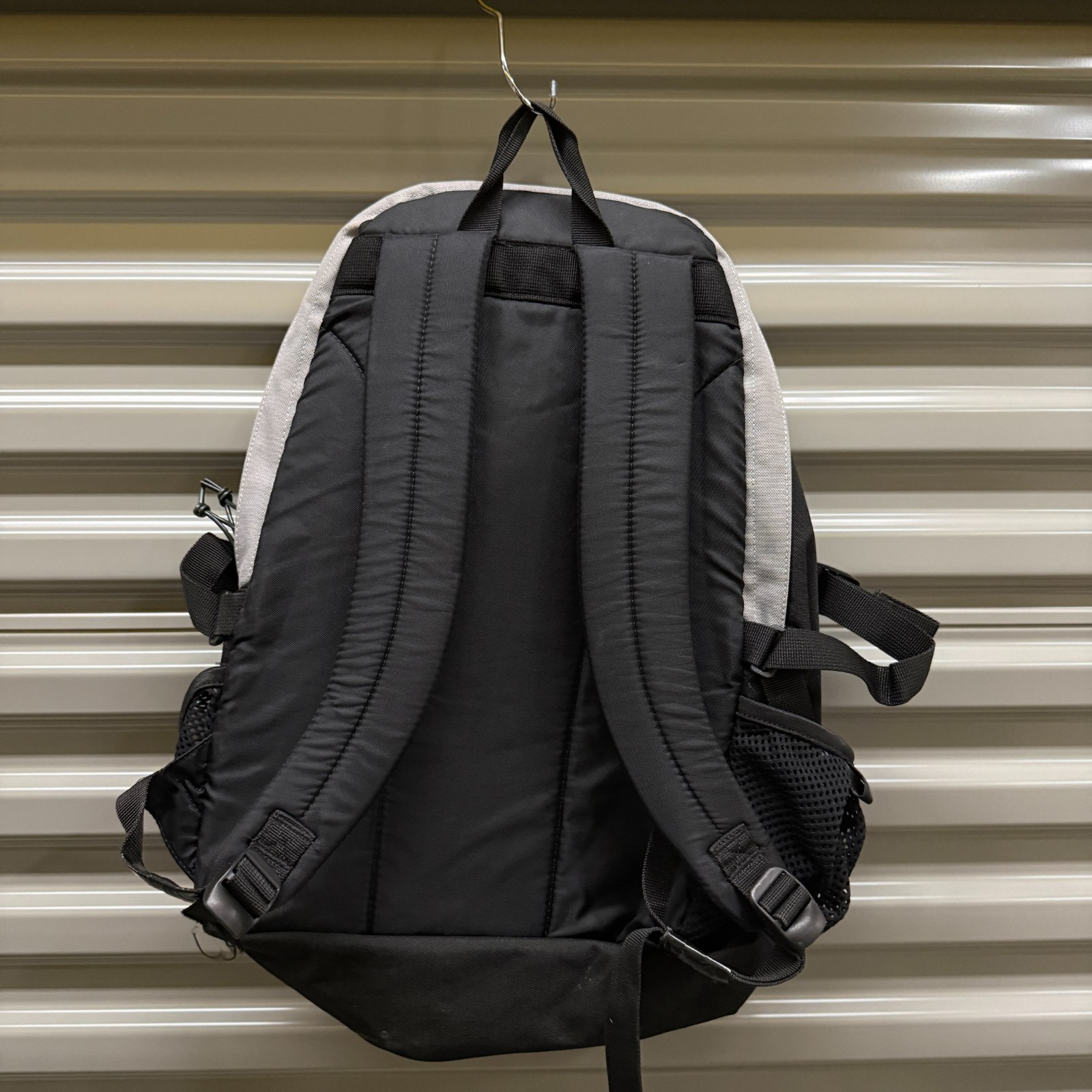 Nike Backpack Black Gray Hiking Outdoor Travel Daisy Chains Y2K Retro Vintage