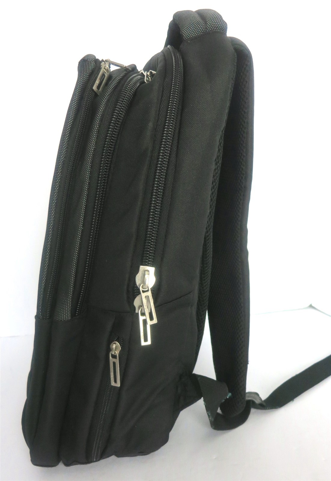 TITAN BLACK & GRAY MULTI POUCH PADDED TRAVEL BACKPACK & TOILETRY BAG