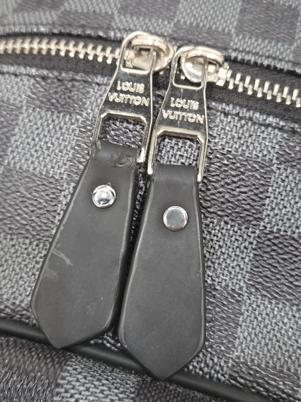Louis Vuitton Michael Backpack Damier Graphite Checkered Black RI1188 France