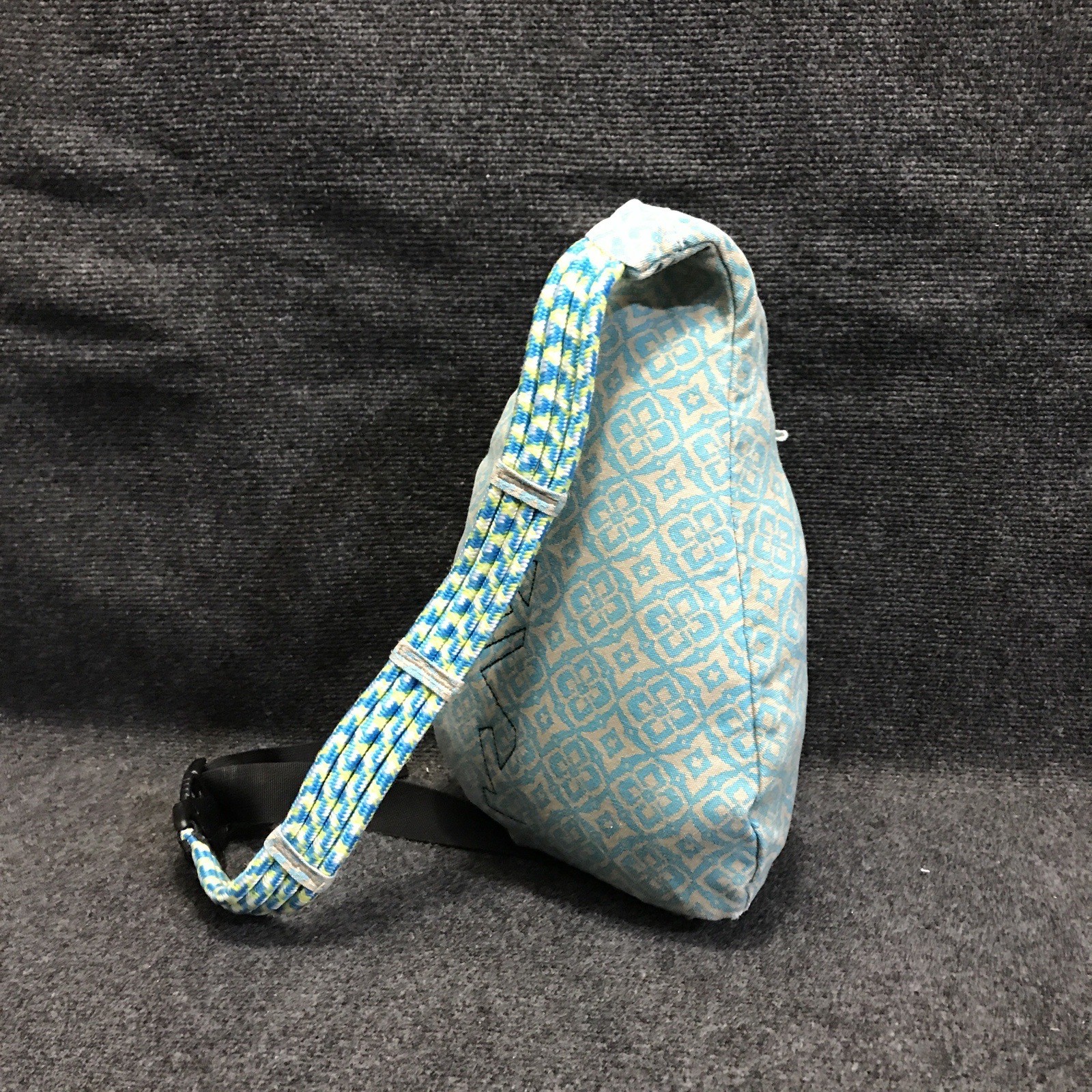 KAVU Rope Sling Pack Blue Tan Geometric Cross Body Outdoor Travel Bag Backpack