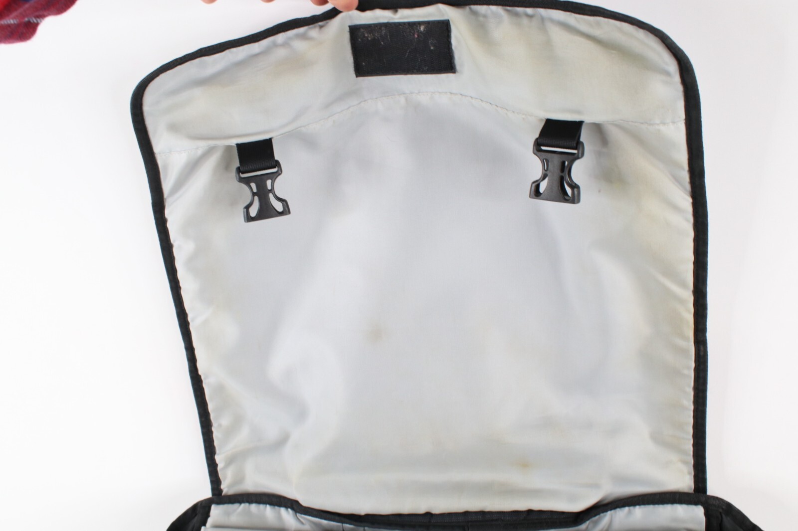 Vintage Victorinox Distressed Spell Out Crossbody Messenger Bag Carry On Laptop