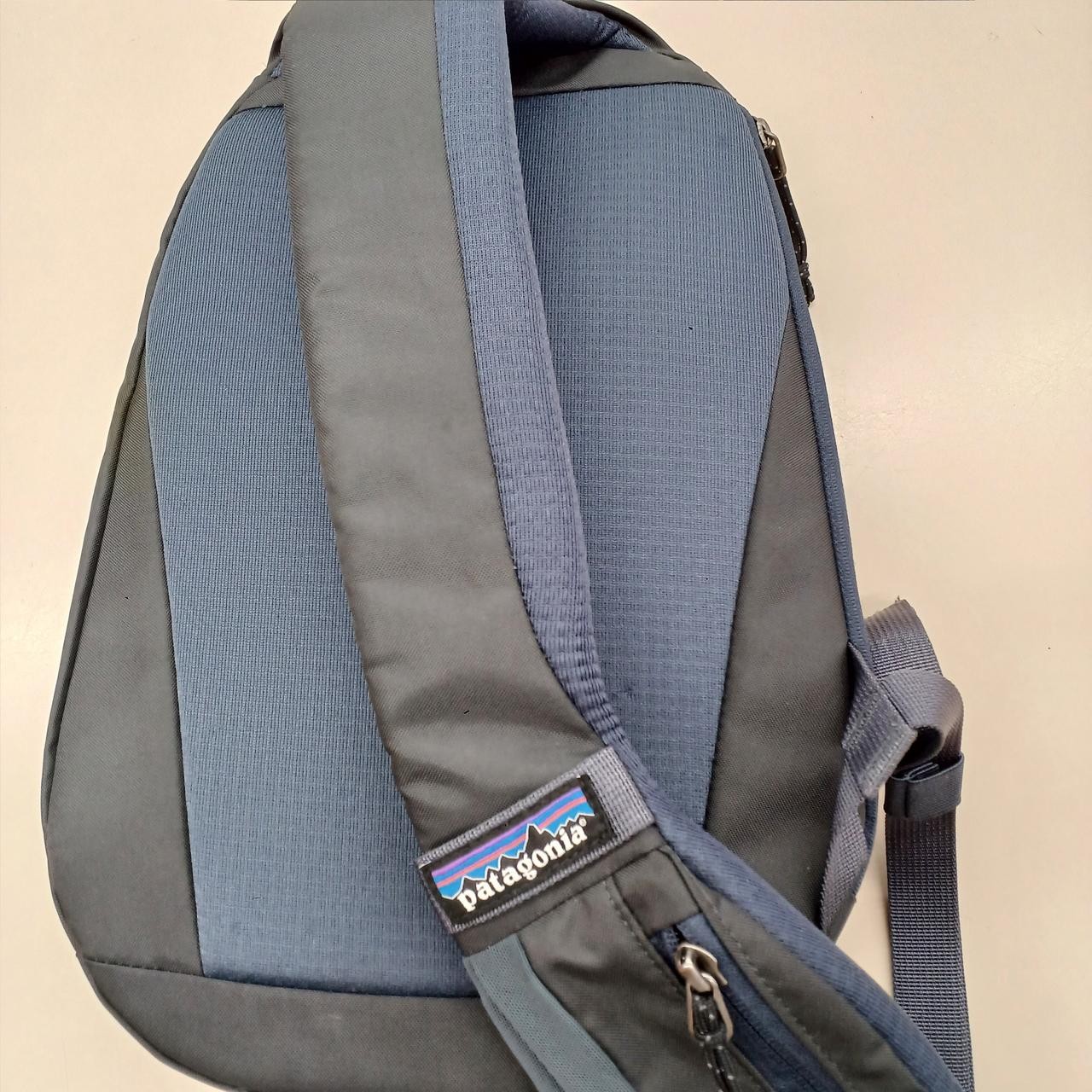 Patagonia Atom Sling 8L Blue Gray Condition B Body Bag