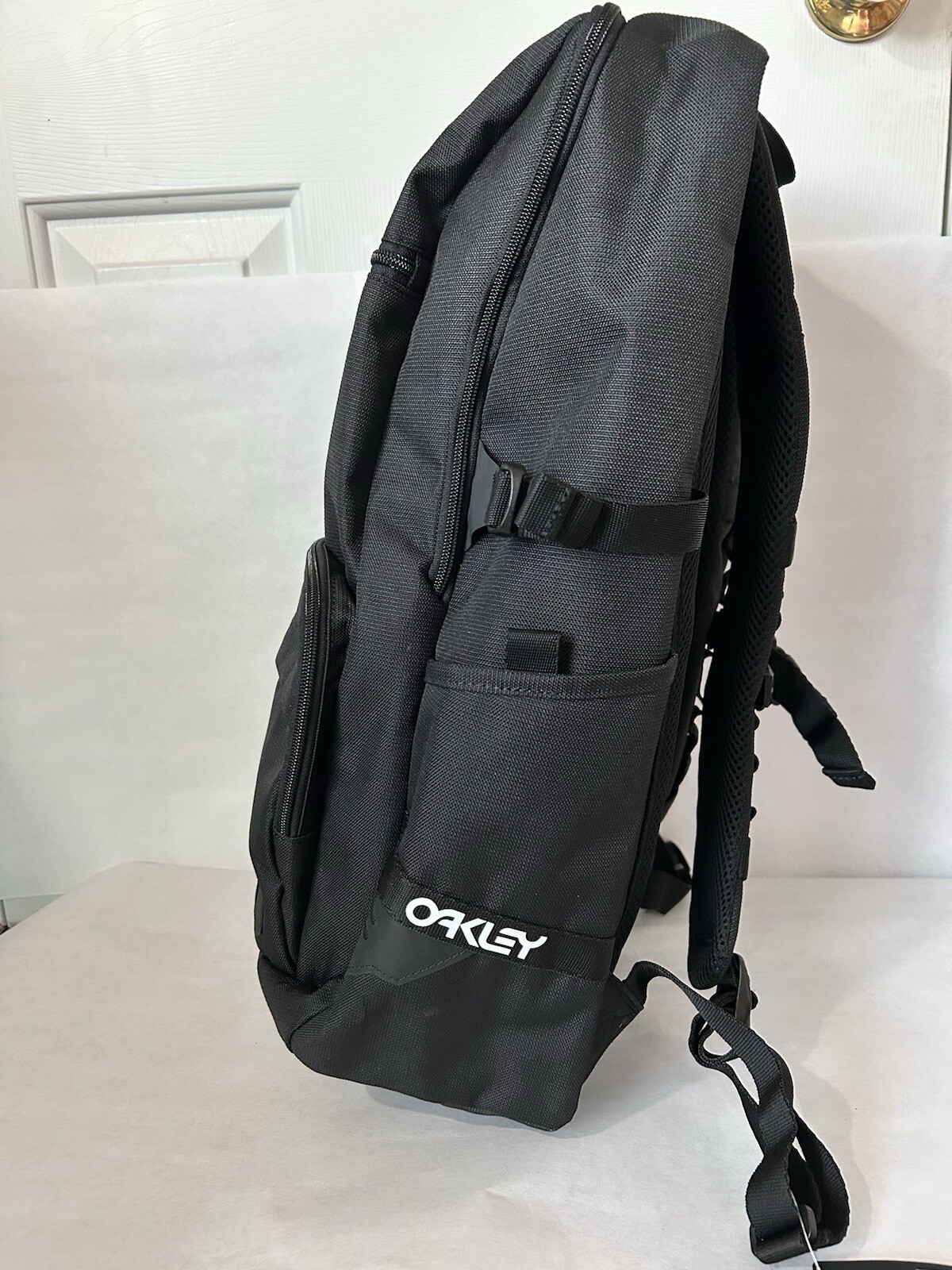 NWT Oakley Creative Street Pocket Backpack Monogrammed With I-ready Black
