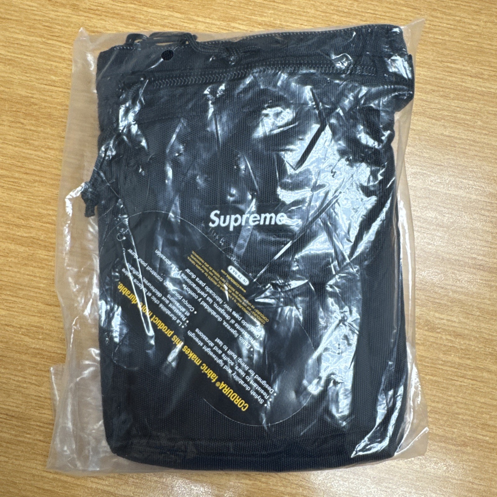 Brand New. Supreme Shoulder Bag Black FW19
