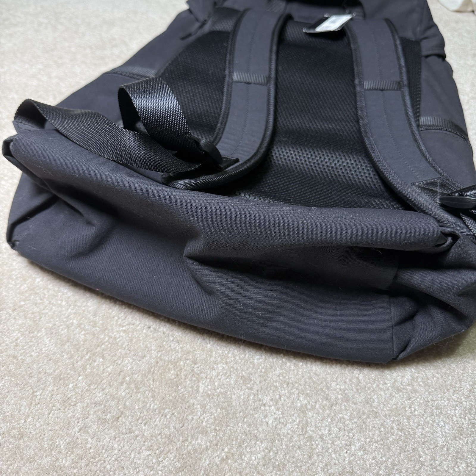 NWT Lululemon Command the Day Backpack Drawstring Buckle Athletic Logo Black Bag