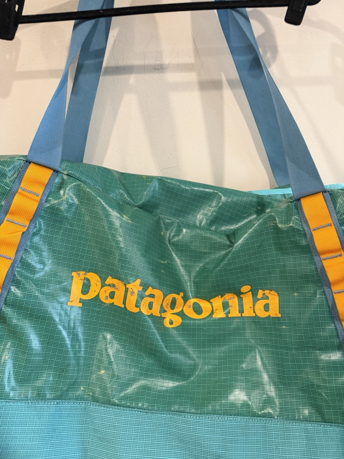 Patagonia Black Hole 120L Duffel Bag Howling Turquoise Rare 49351