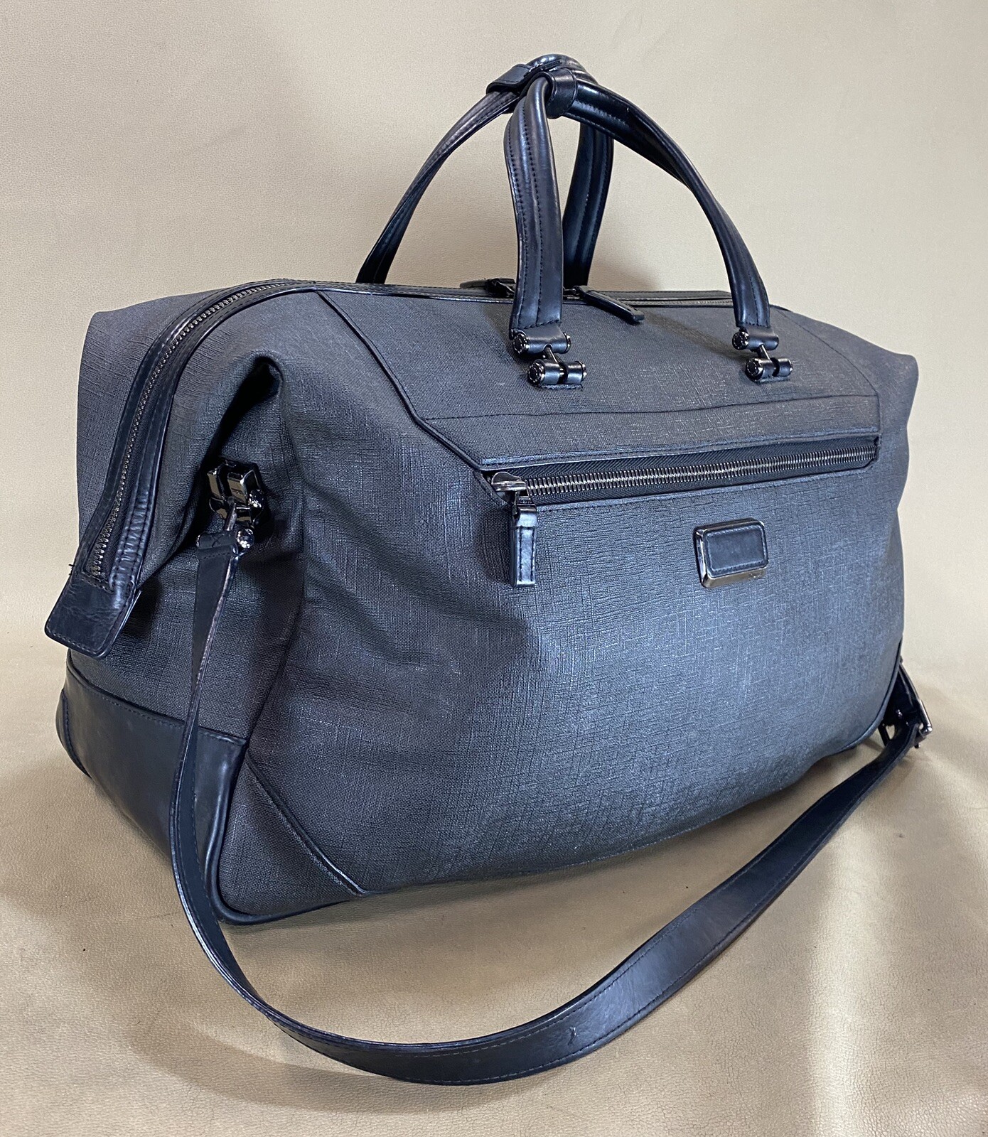 Preowned Tumi Dark Grey Coated Canvas Ashton Lenox Duffel Bag 333159GRY $995