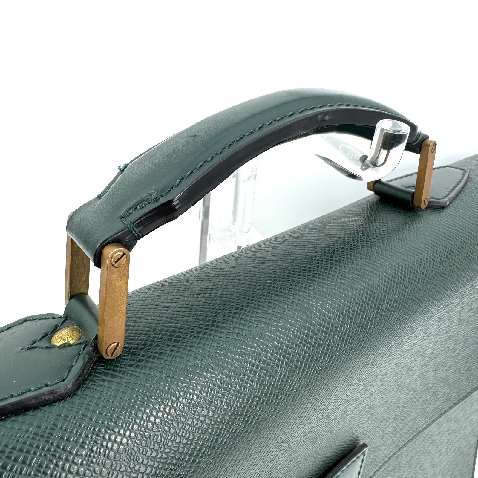 Louis Vuitton Taiga Moskova Briefcase Leather Gold Business bag LV Authentic