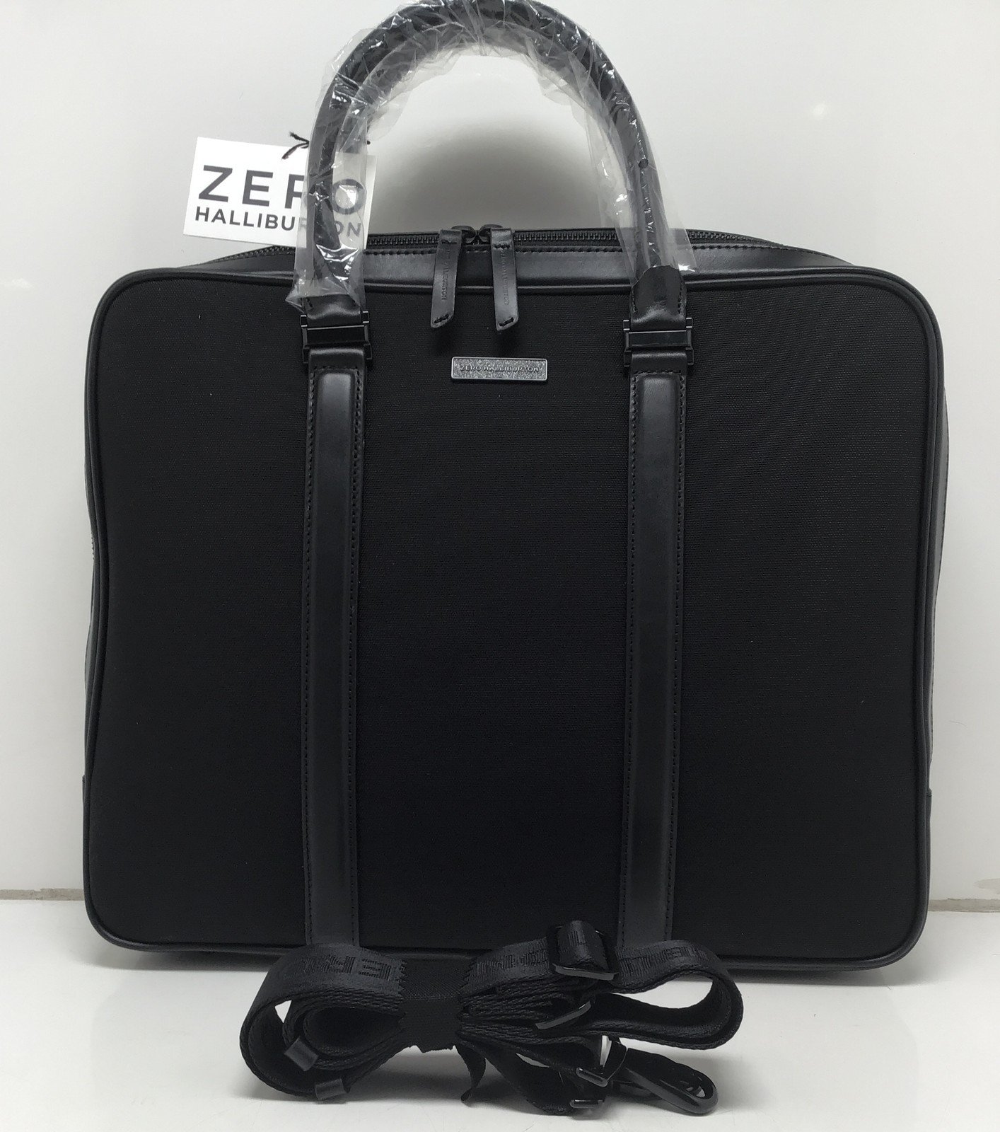 Zero Halliburton Brief Case with Shoulder Strap in Black 81273-01 / 16x13x3 in.