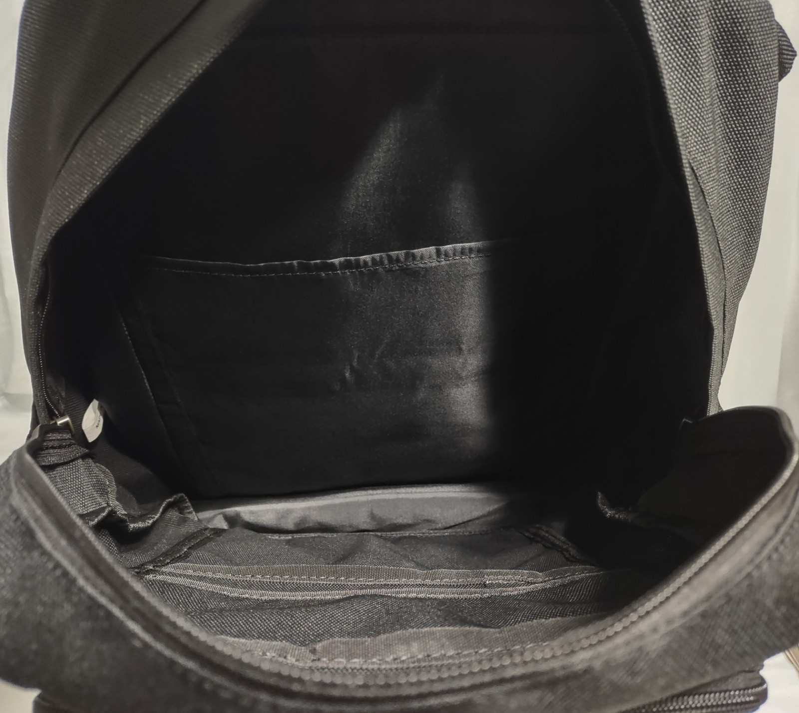NWT Carhartt 28L Foundry Series Dual-Compartment Backpack W/Laptop Sleeve