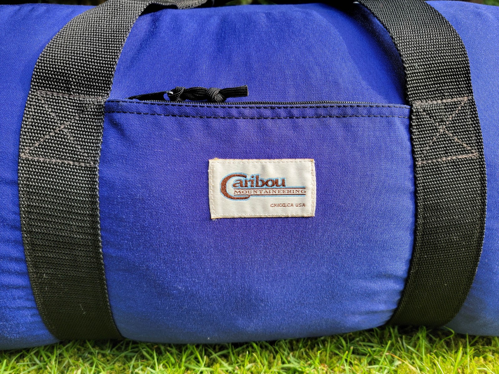 CARIBOU MOUNTAINEERING (USA) Vintage Purple Cordura 28″ Duffle Camping Gear Bag