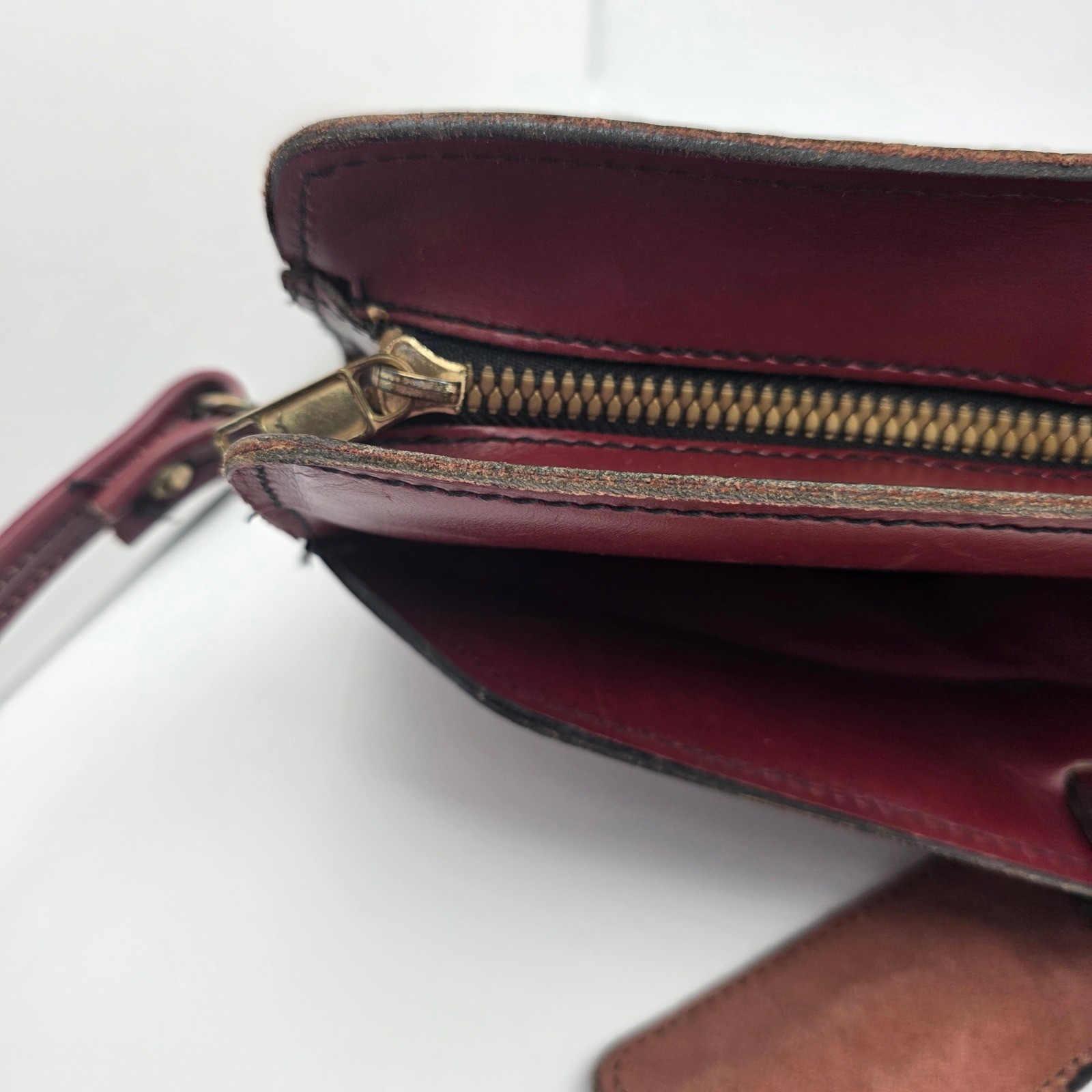 Maximillian Top Grain Cowhide Leather Laptop Bag Briefcase Burgundy Vintage