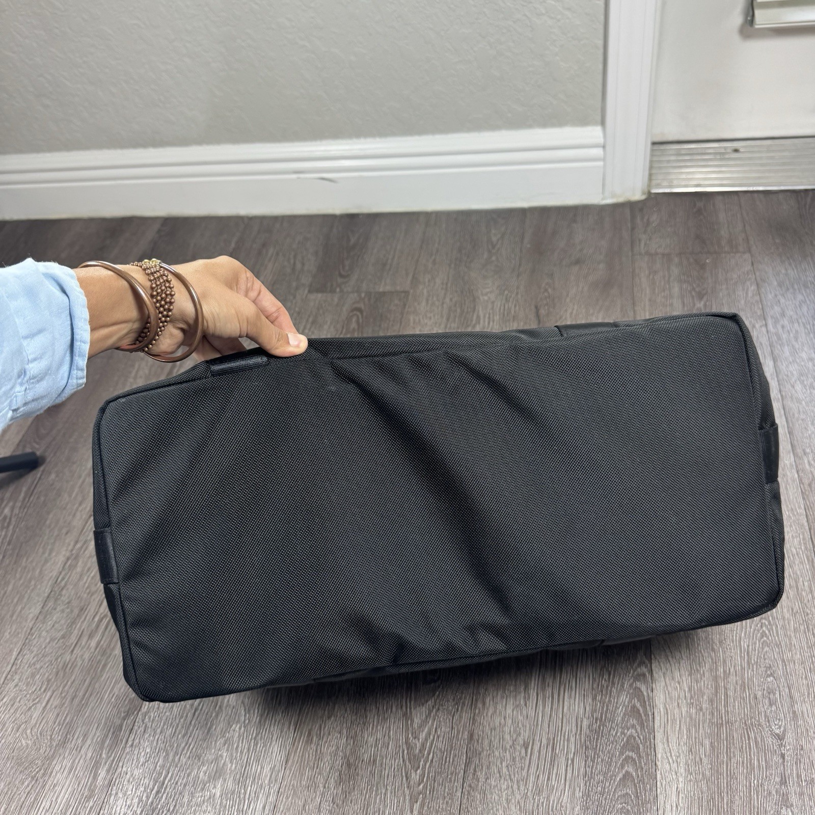 Tumi Alpha Corporate Collection Travel Duffle Duffel Bag Nylon 22249DE