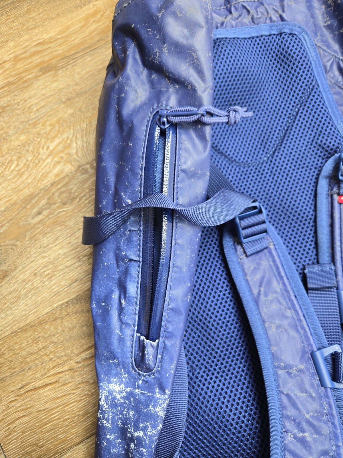 EUC SUPREME Waterproof Reflective Speckled Backpack Royal Blue FW20 Olmetex