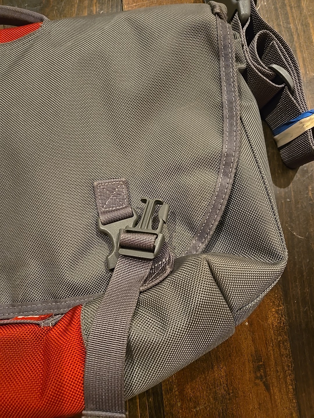 Timbuk2 Messenger Laptop Bag Maroon and Gray Classic Some Wear See Pic