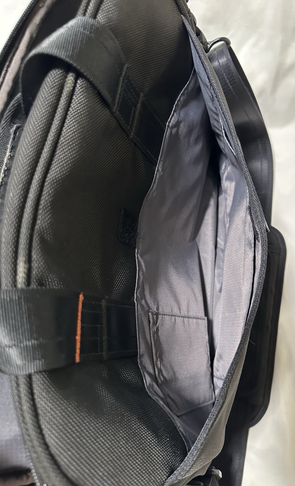 Tumi T-Tech Essential Gear Laptop / Breifcase,Messenger Bag Shoulder Strap