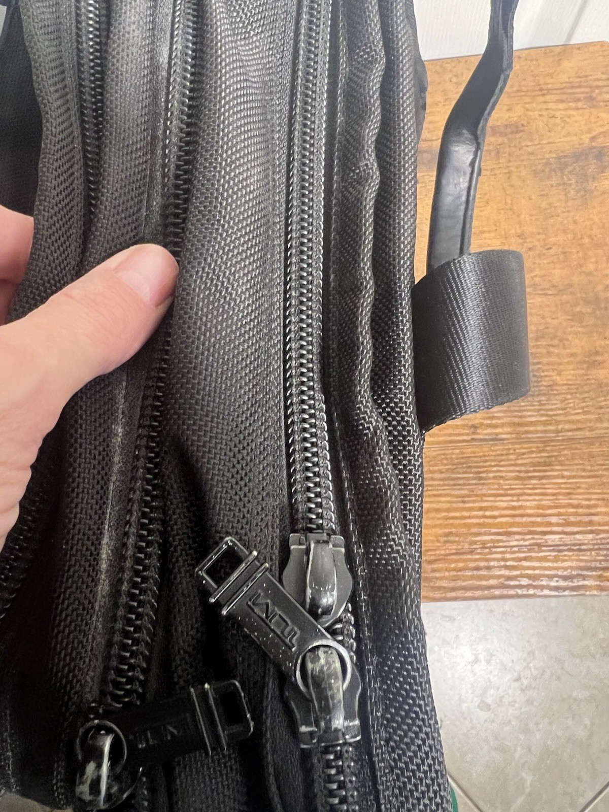 Tumi Black Business Bag Professional Laptop Briefcase No Shoulder Strap