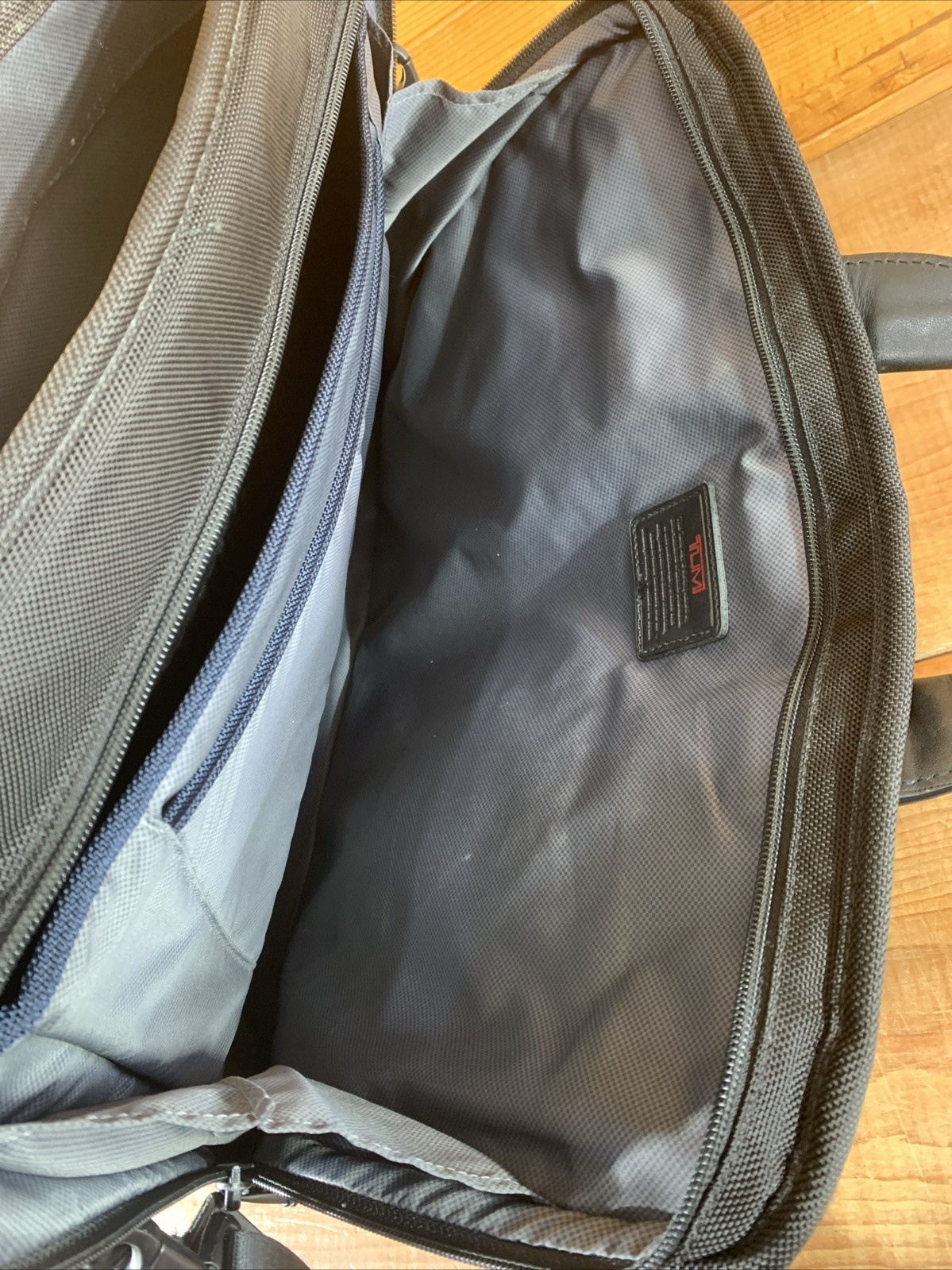 TUMI Alpha II Black Nylon Compact Large Screen Laptop Briefcase Bag 26114D2