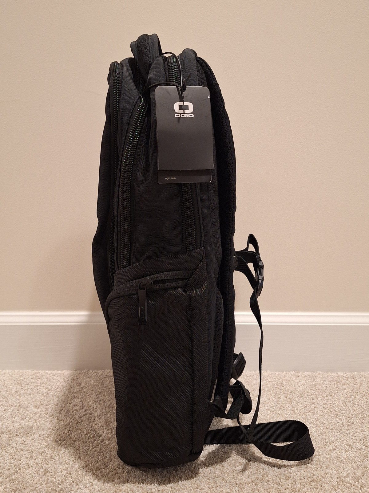 New 91008 OGIO Connected Book Pack Black with Grey inserts poly two-tone NWT