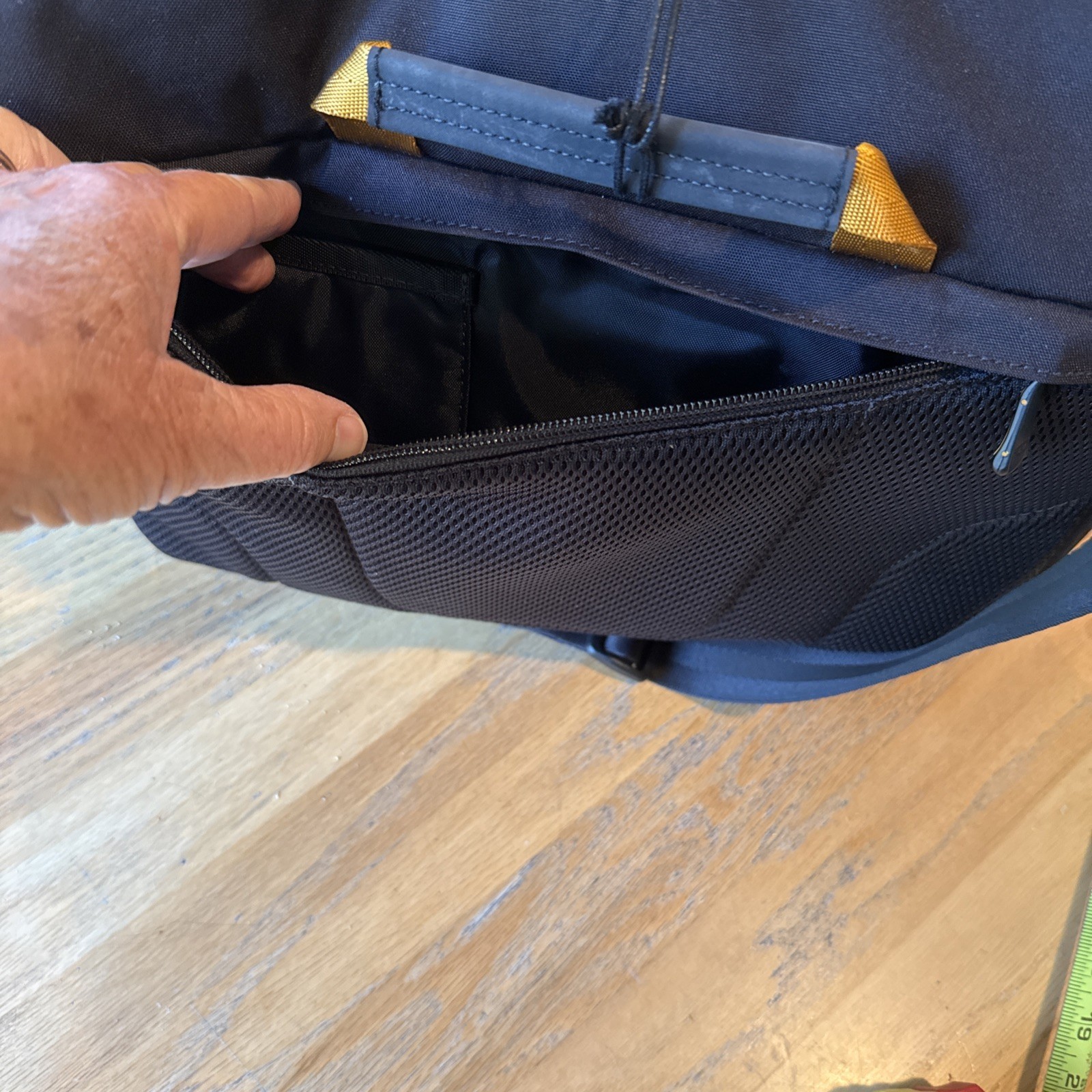 TUMI – T-tech Crossbody Messenger Bag – Model No. 57214GT- Black