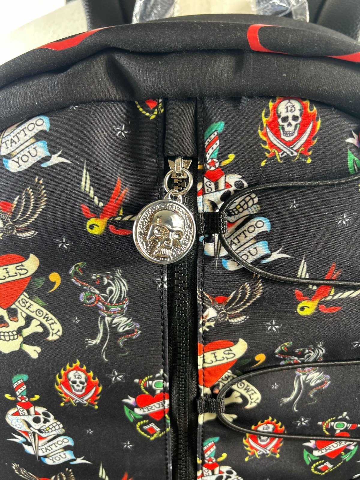ED HARDY – Full Size NEW Backpack BLACK Multicolor Skull / Heart Tattoo Print