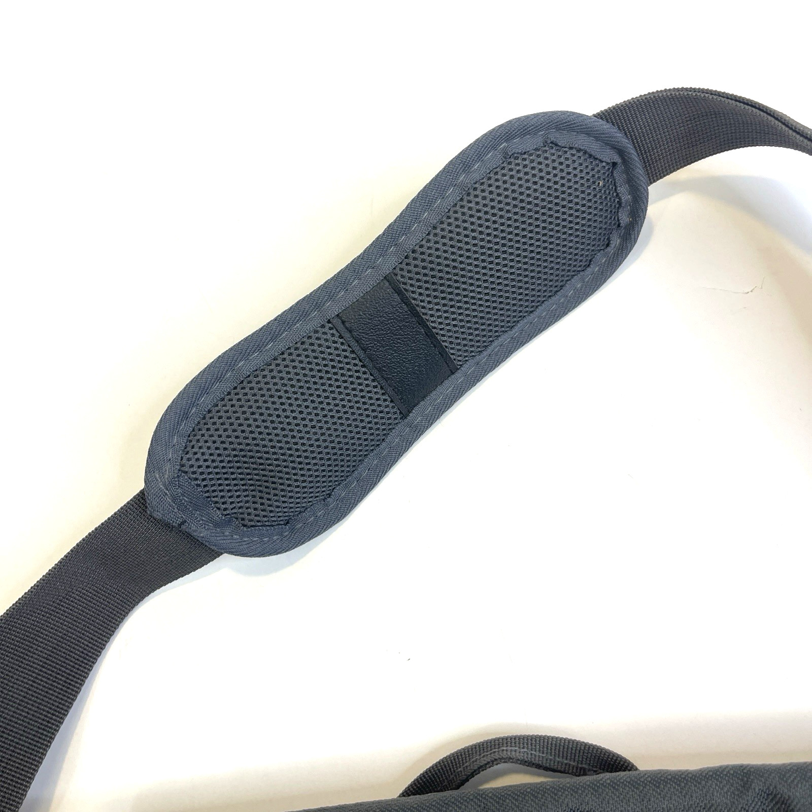 Swiss Gear Gray Adjustable Strap Day Bag Travel Hiking Messenger Toiletry Acces