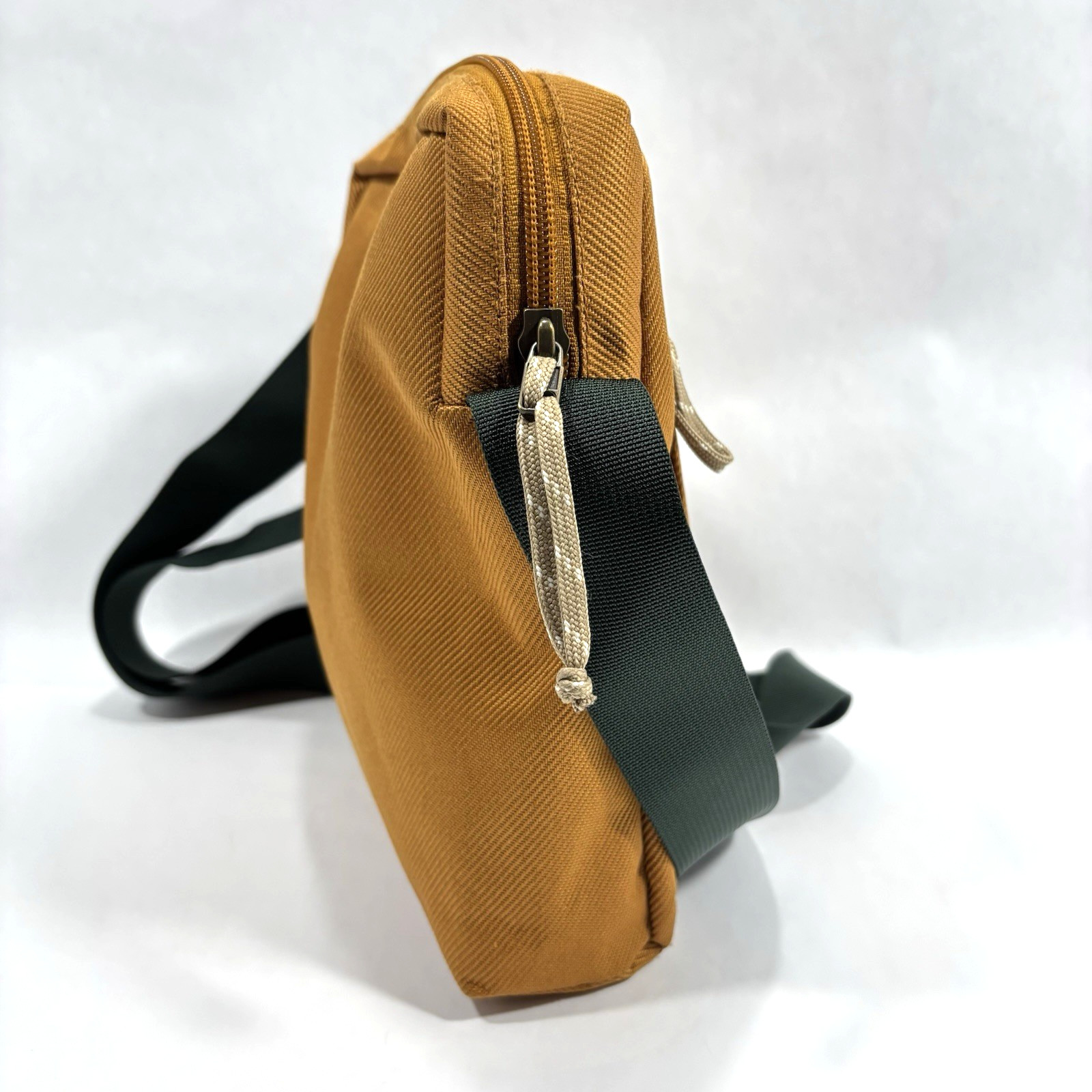 The North Face Crossbody Utility Brown Green Strap Bag Unisex