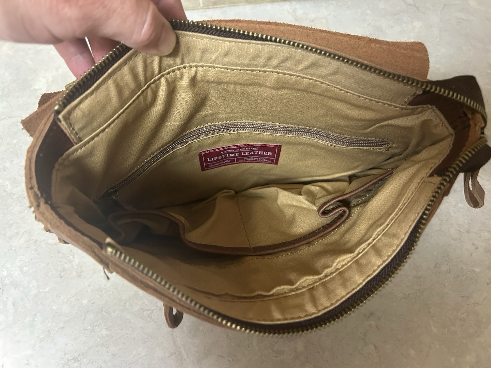 DULUTH TRADING CO. Lifetime Leather Brown Convertible Backpack Crossbody Bag