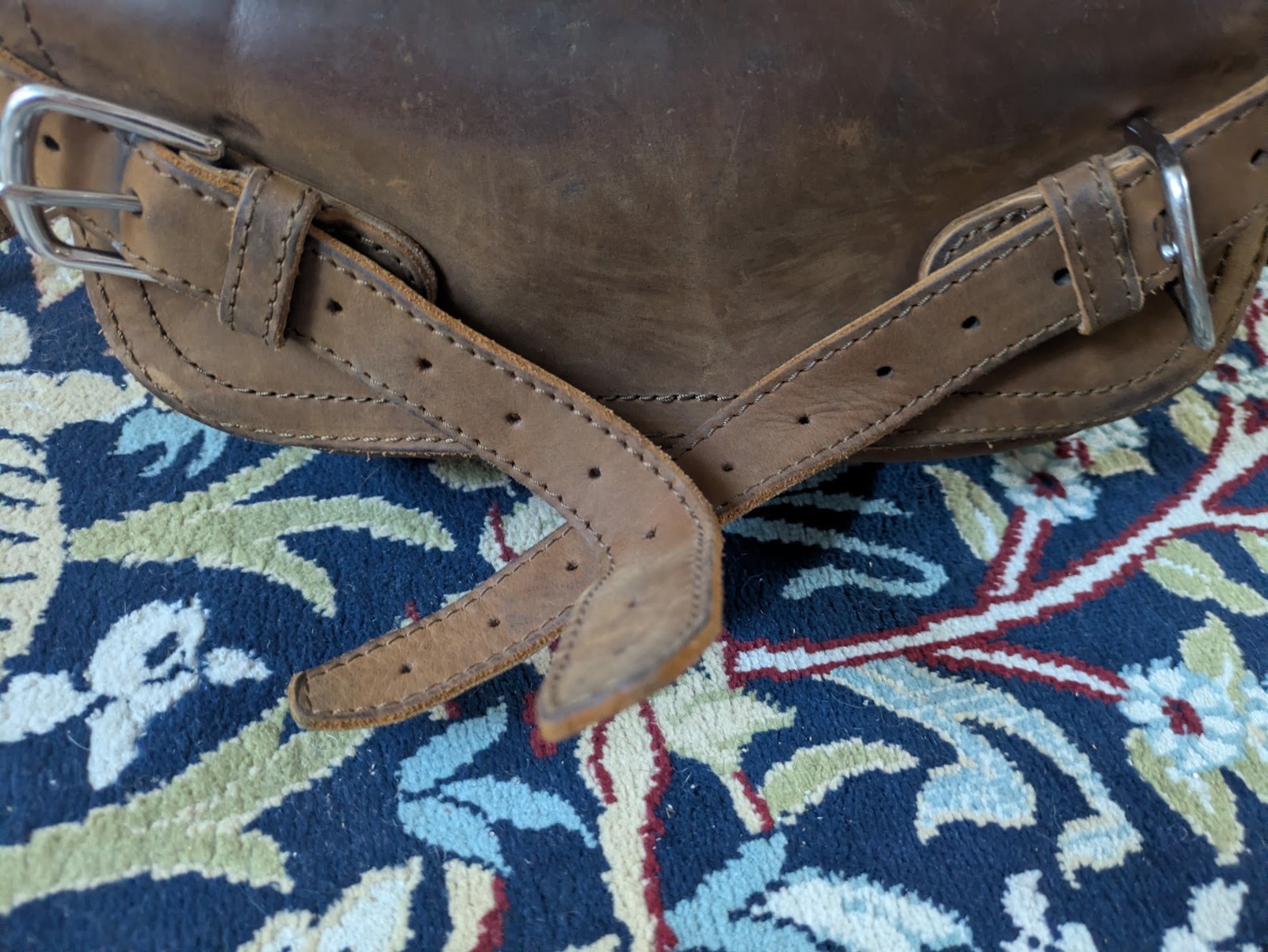Saddleback Leather Co. Thin Front Pocket Backpack – (Tobacco)