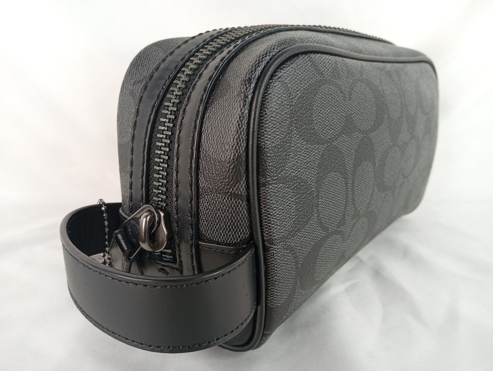 Pre-Owned Coach Signature Canvas Small Travel Kit Toiletry Bag Charcoal Black