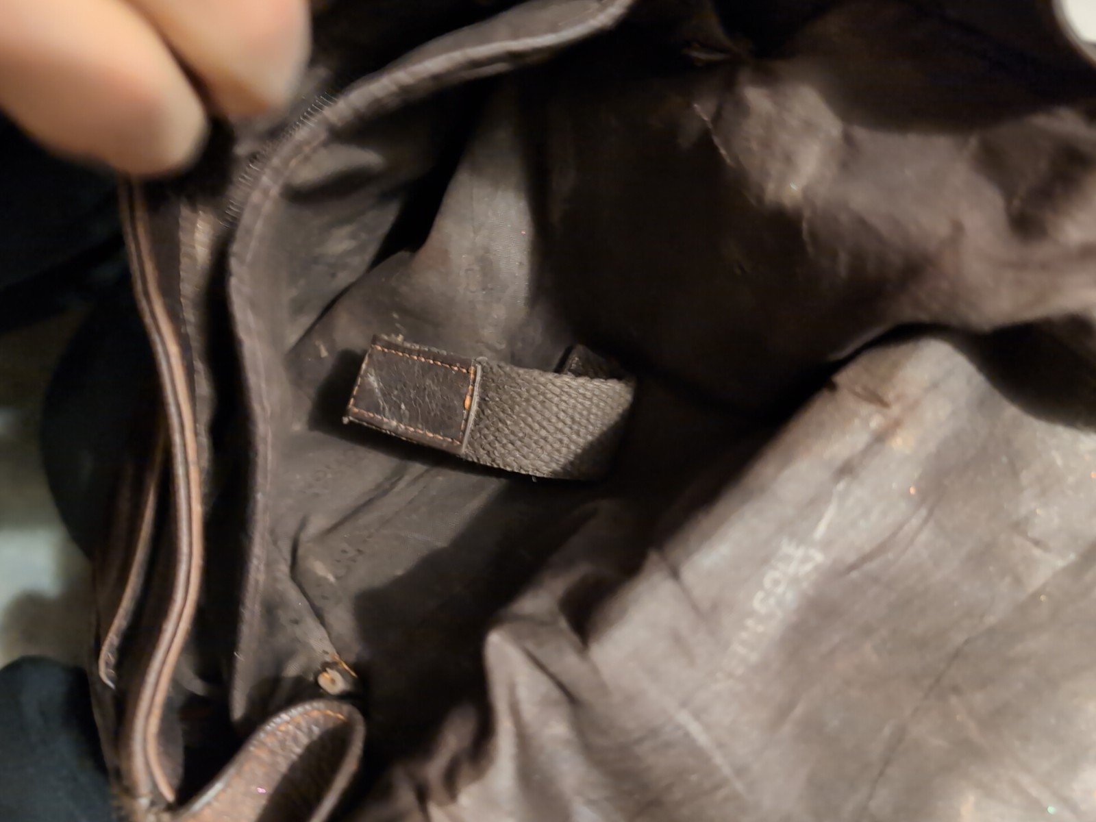 Kenneth Cole Reaction Genuine Leather Bag Brown