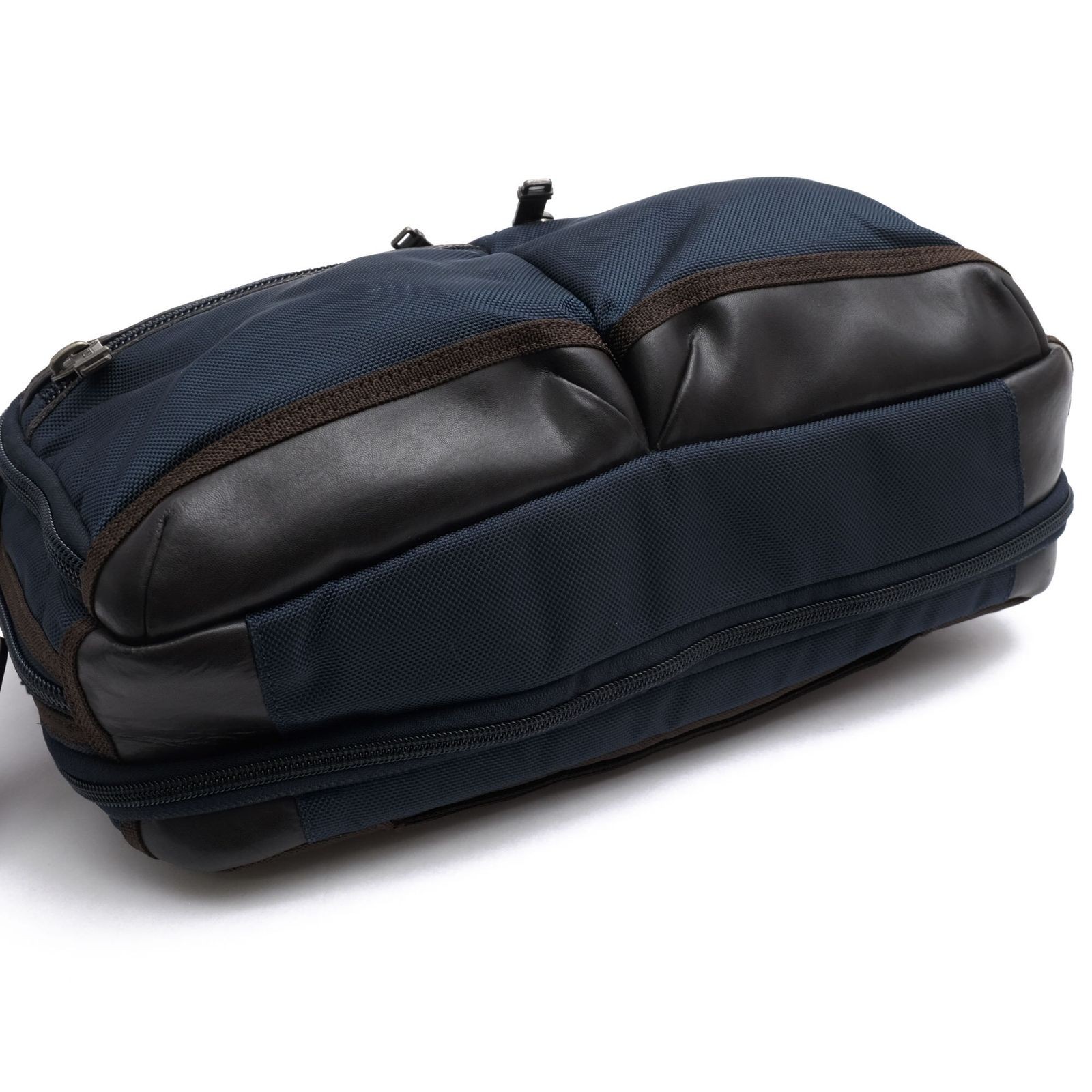 TUMI Bag Briefcase Business Bag Men s Nylon Leather Leather Navy 222640NVY2 ALP