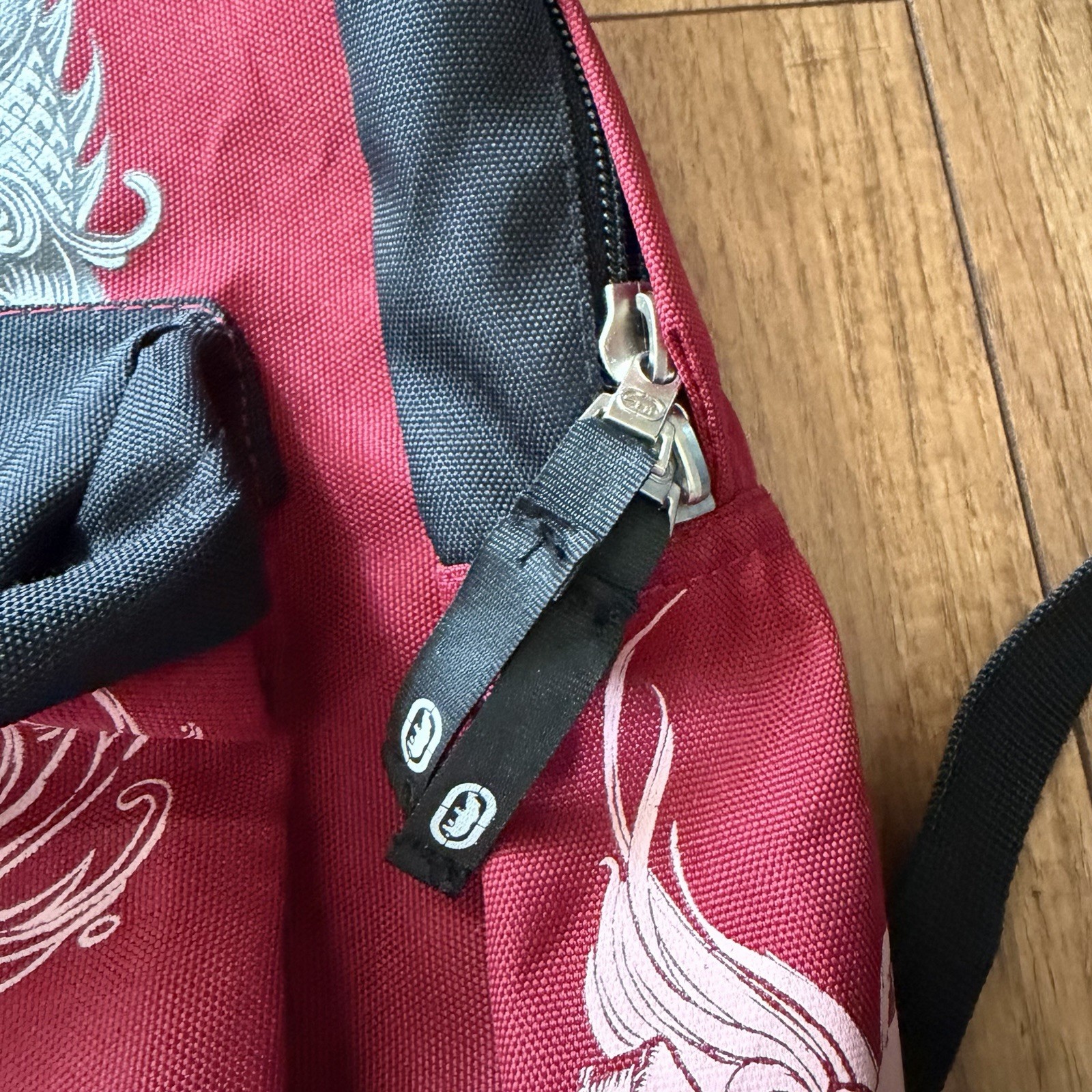 Y2K Rare Ecko Unltd. Unisex Grungy Embroidered Logo Red Rhino Skull Backpack