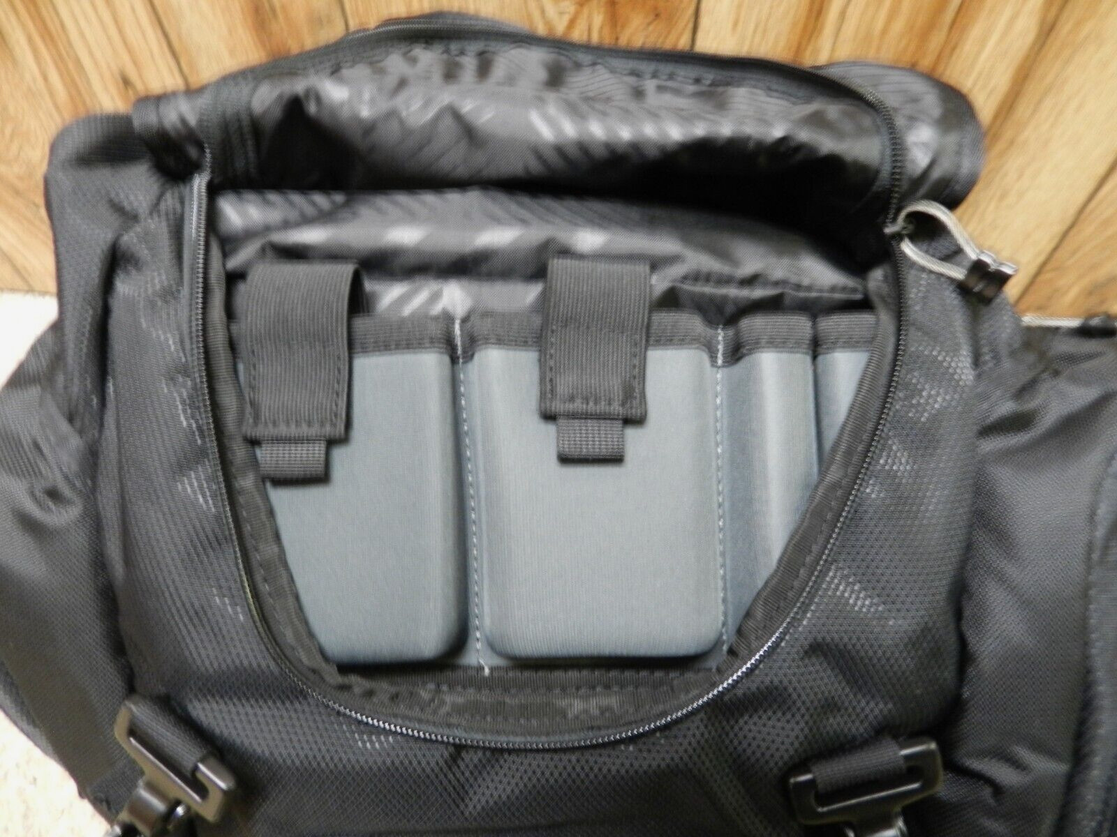 GENUINE Oakley Kitchen Sink TACTICAL Backpack 1 SIZE TALLE UNIQUE Stealthblack