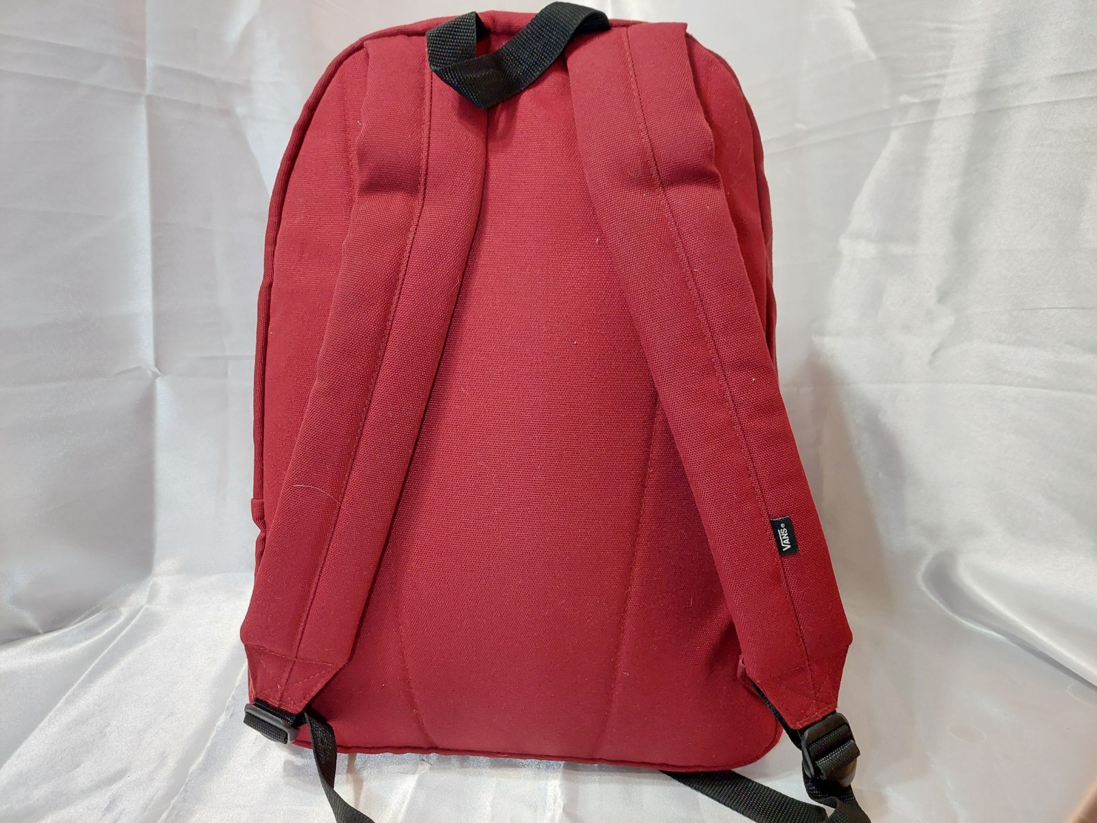 VANS X HARRY POTTER OLD SKOOL III GRYFFINDOR BACKPACK 16″ HIGH PRE-OWNED