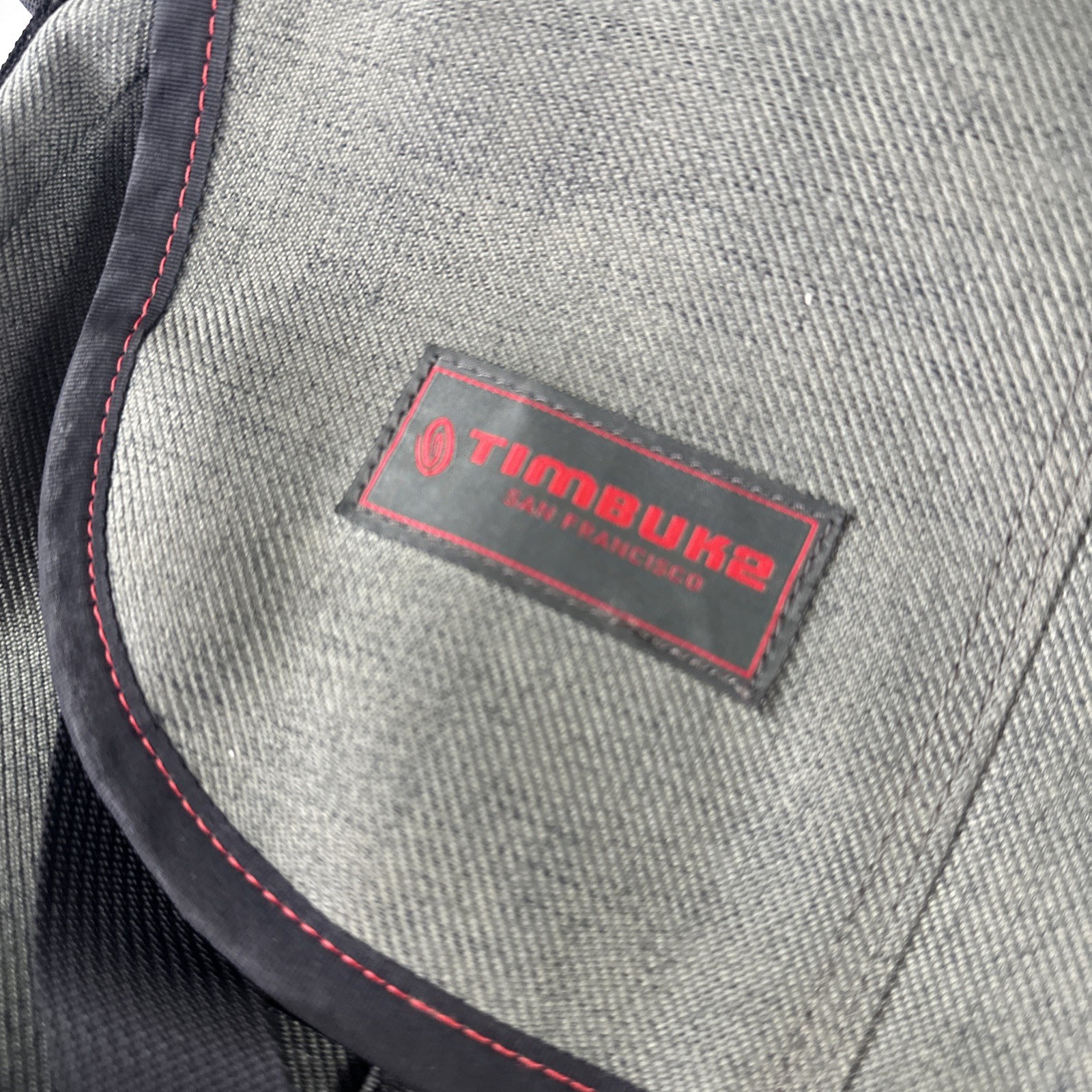 Timbuk2 M Stuck In The Middle With You Messenger Shoulder Crossbody Grey Bag