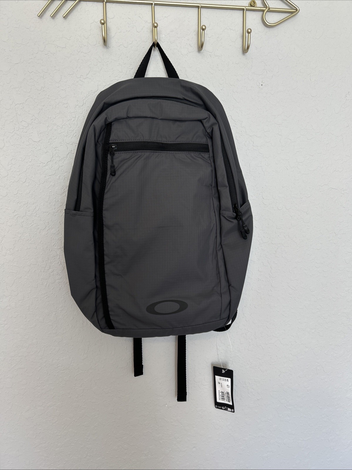 Oakley Sport Backpack 22L Forged Iron Gray NWT Laptop School Travel Bag