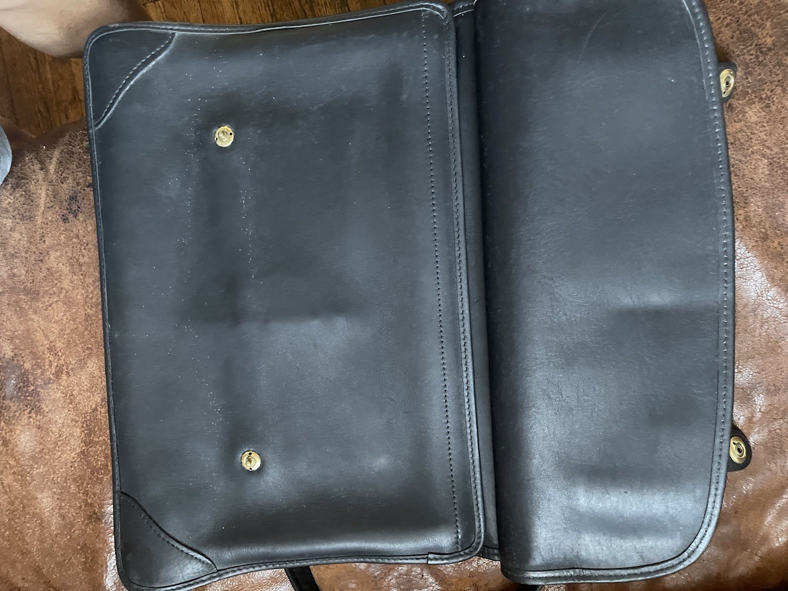 Vintage Schlesinger Full Grain Cowhide Leather 17” Briefcase Shoulder Bag USA