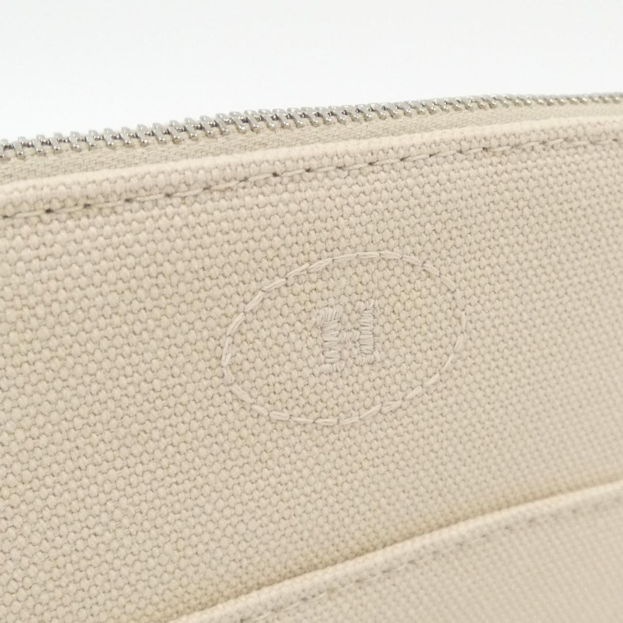 Authentic Hermès Bolide MINIMINI 103772M Pouch #230-000-522-8071