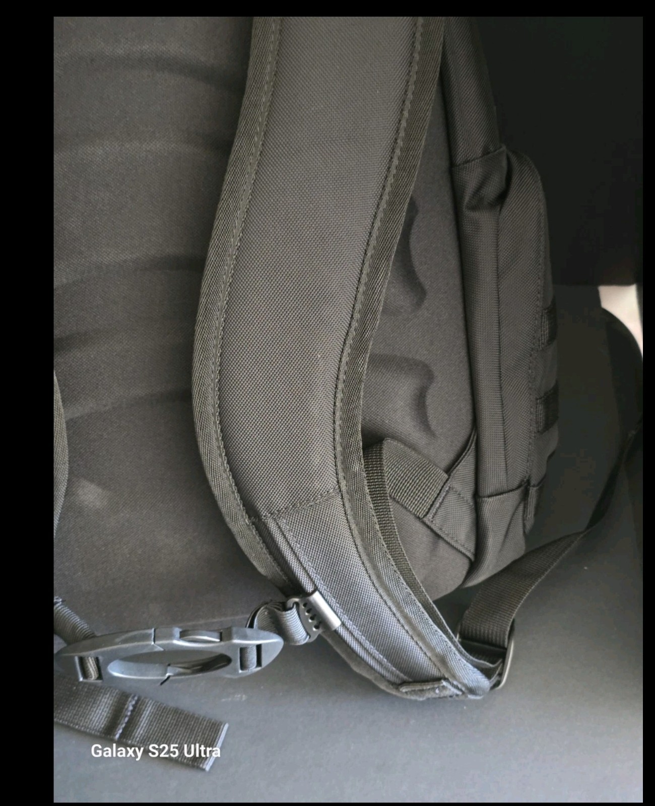 Oakley Icon 2.0 Backpack Blackout Tactical Laptop Bag Hiking Travel FOS900044