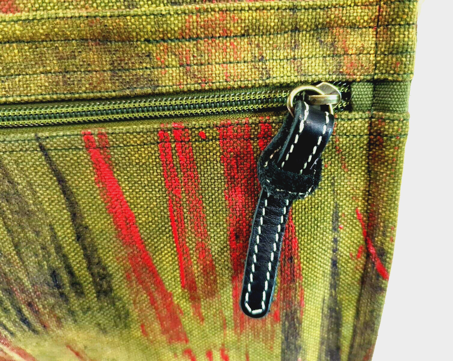FREDD & BASHA Elephant Art Multi Canvas & Leather Crossbody Messenger Bag-NEW *