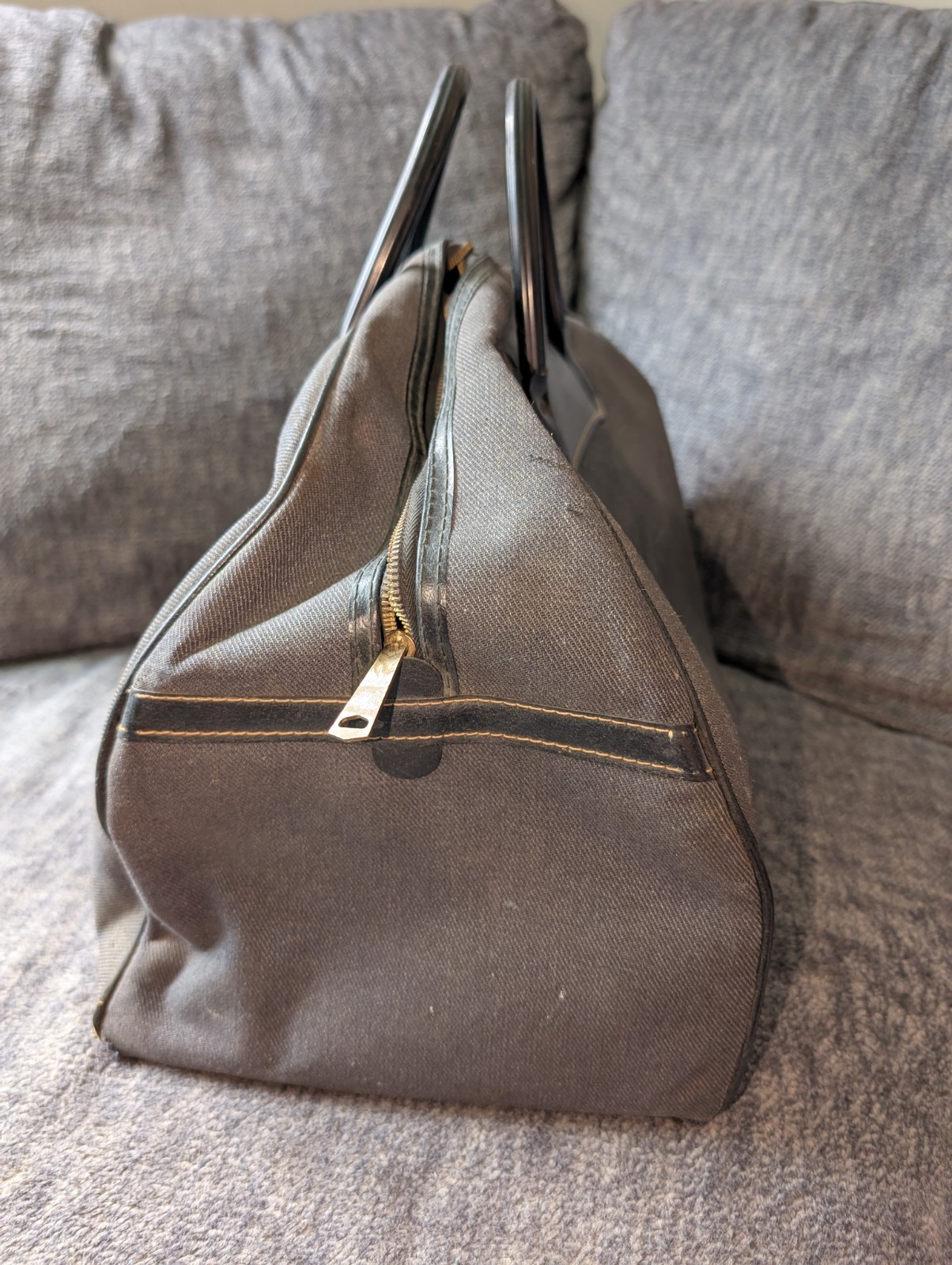 Vintage 1950s USAF Cold War Era Handled Carry On Duffle Bag! Free Shipping!