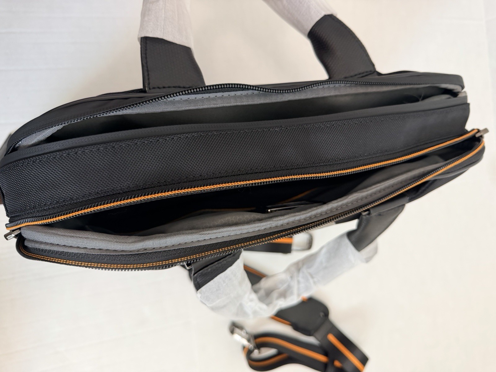 TUMI I MCLAREN Axle Slim Brief