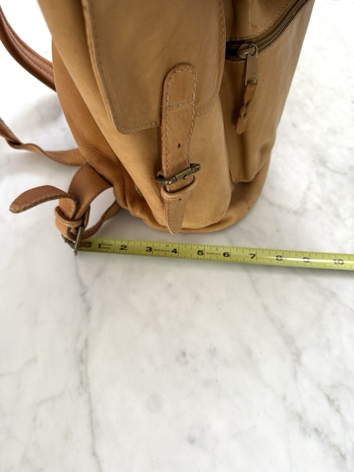 Vintage ELLINGTON Authentic Camel Color Leather Large Backpack – Distressed