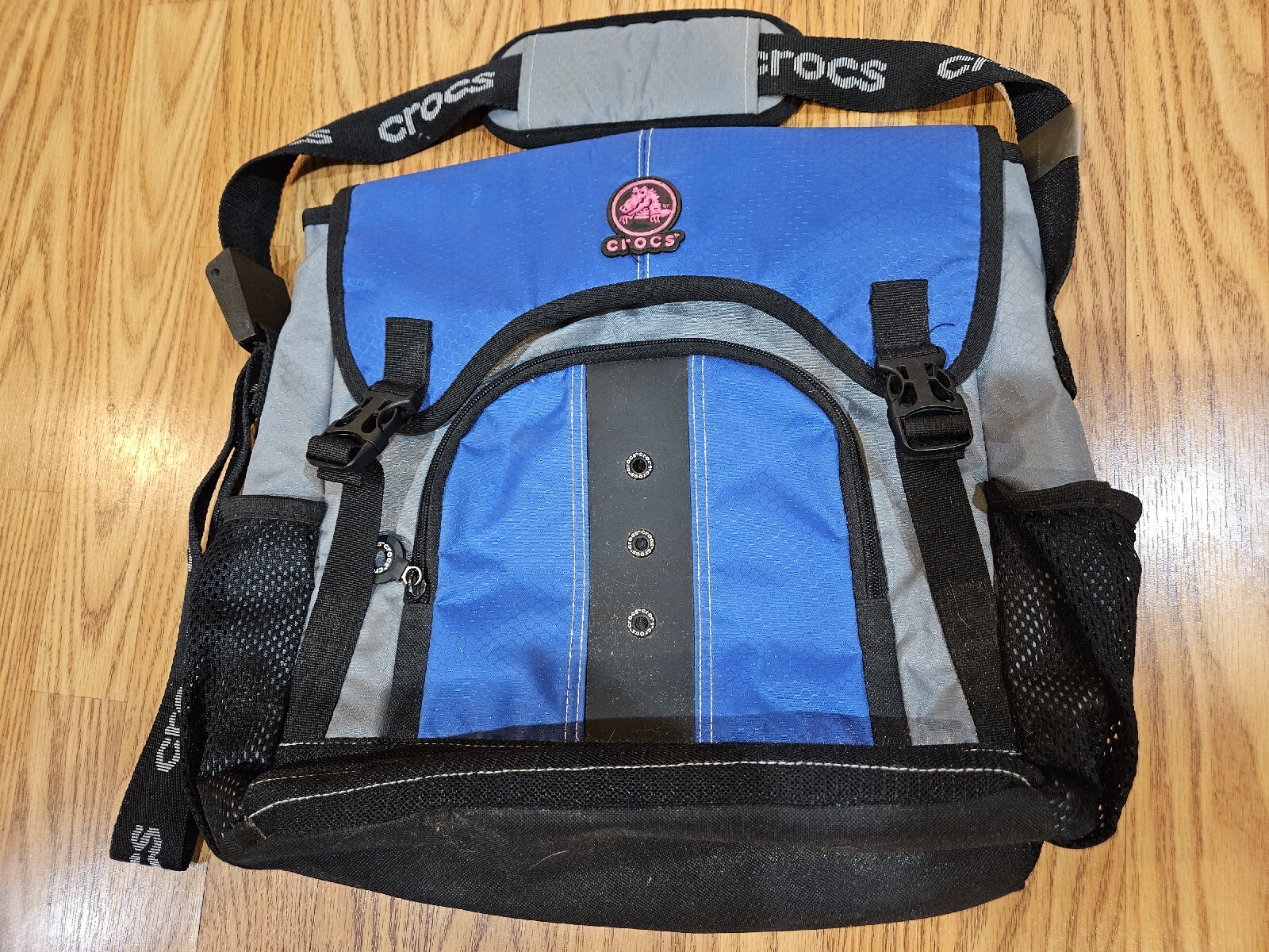 Crocs Messenger Shoulder Bag Blue Black