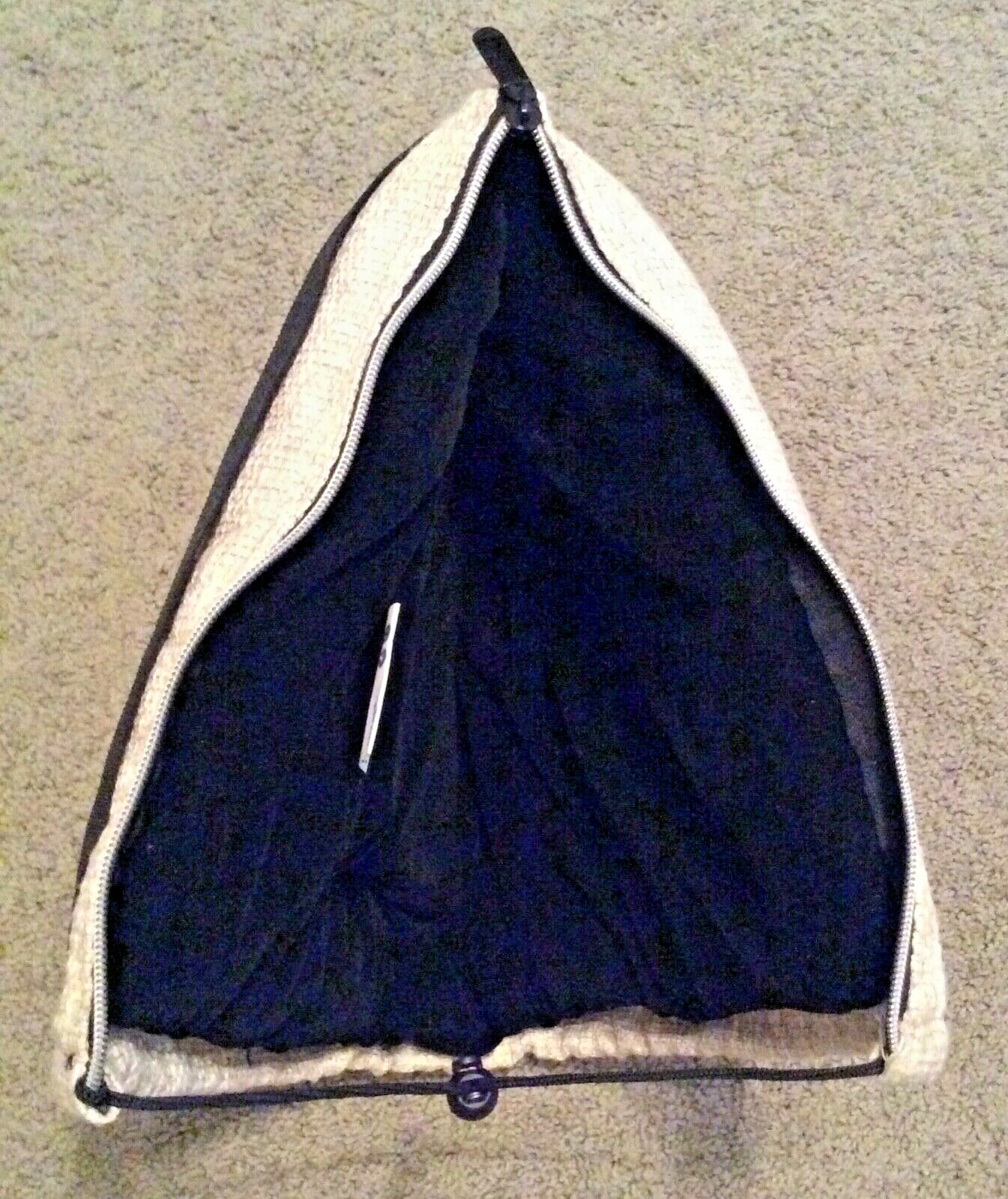 Da Buddha Pillowbag – Beigh Woven Exterior/Black Interior, New, without tags