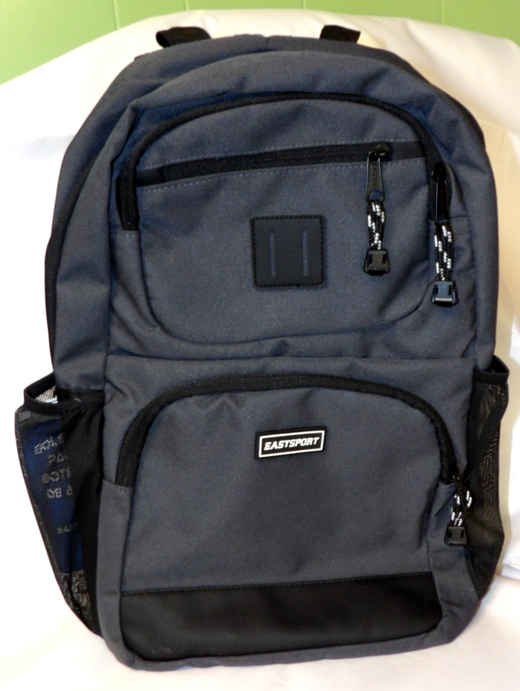 Eastsport• 19″• Eclipse Core Backpack• Dark Grey• New With Tags!•