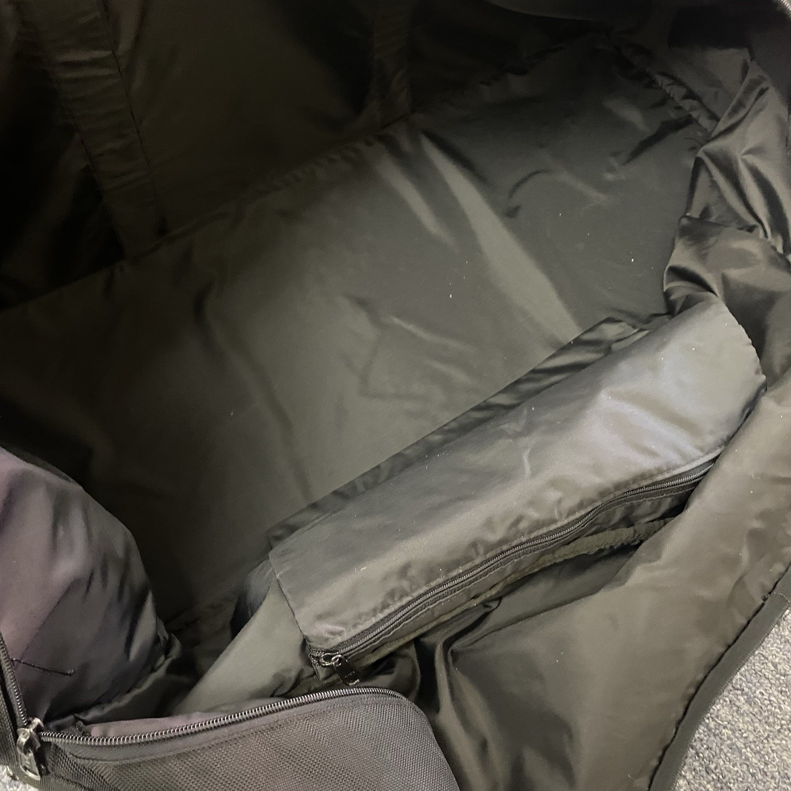 Vintage Tumi Black Ballistic Nylon XL Travel Duffle Bag Weekend Carry On 30”