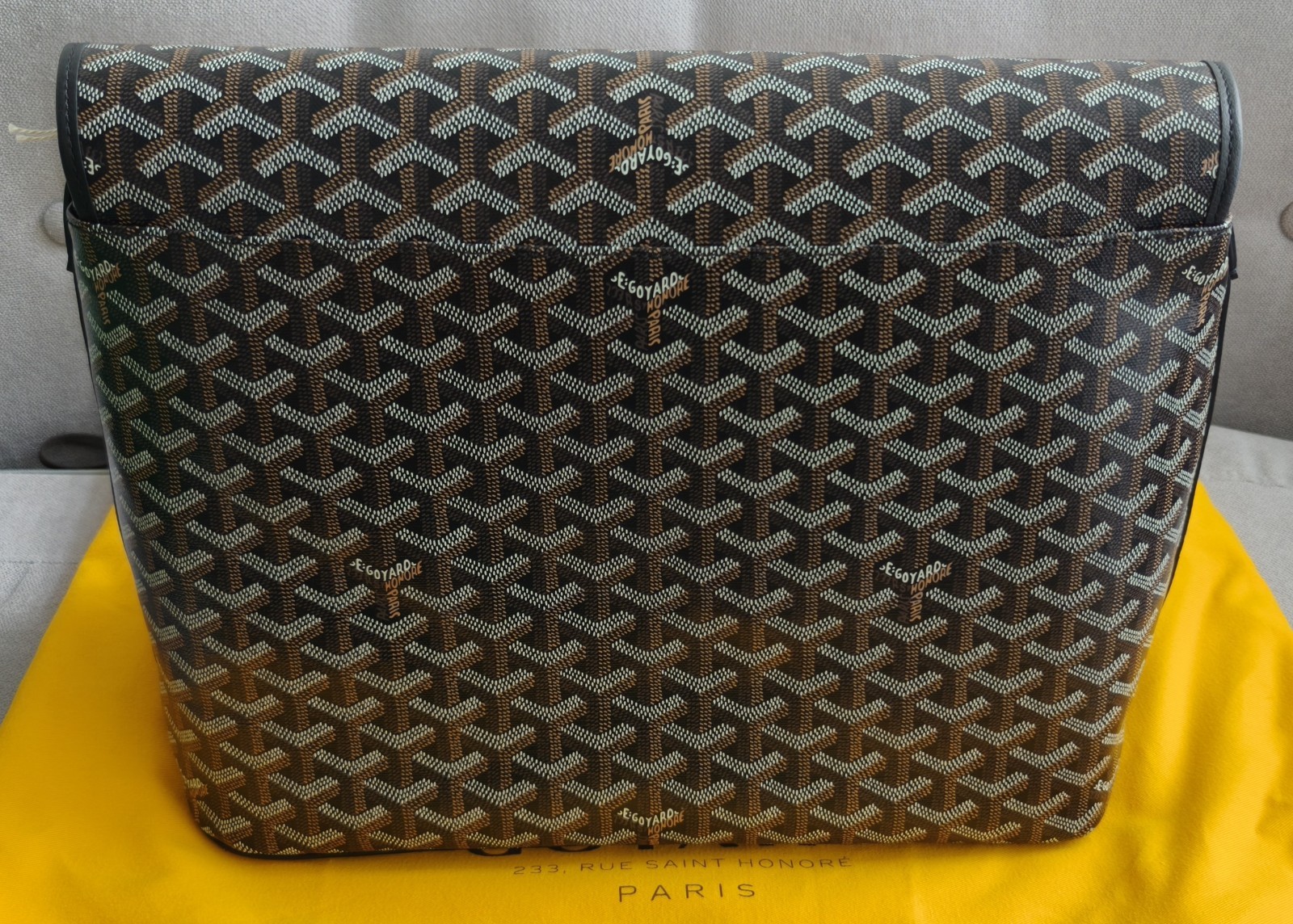Goyard Bag Capetien MM Messenger Cross Body Bag Black – Brand New
