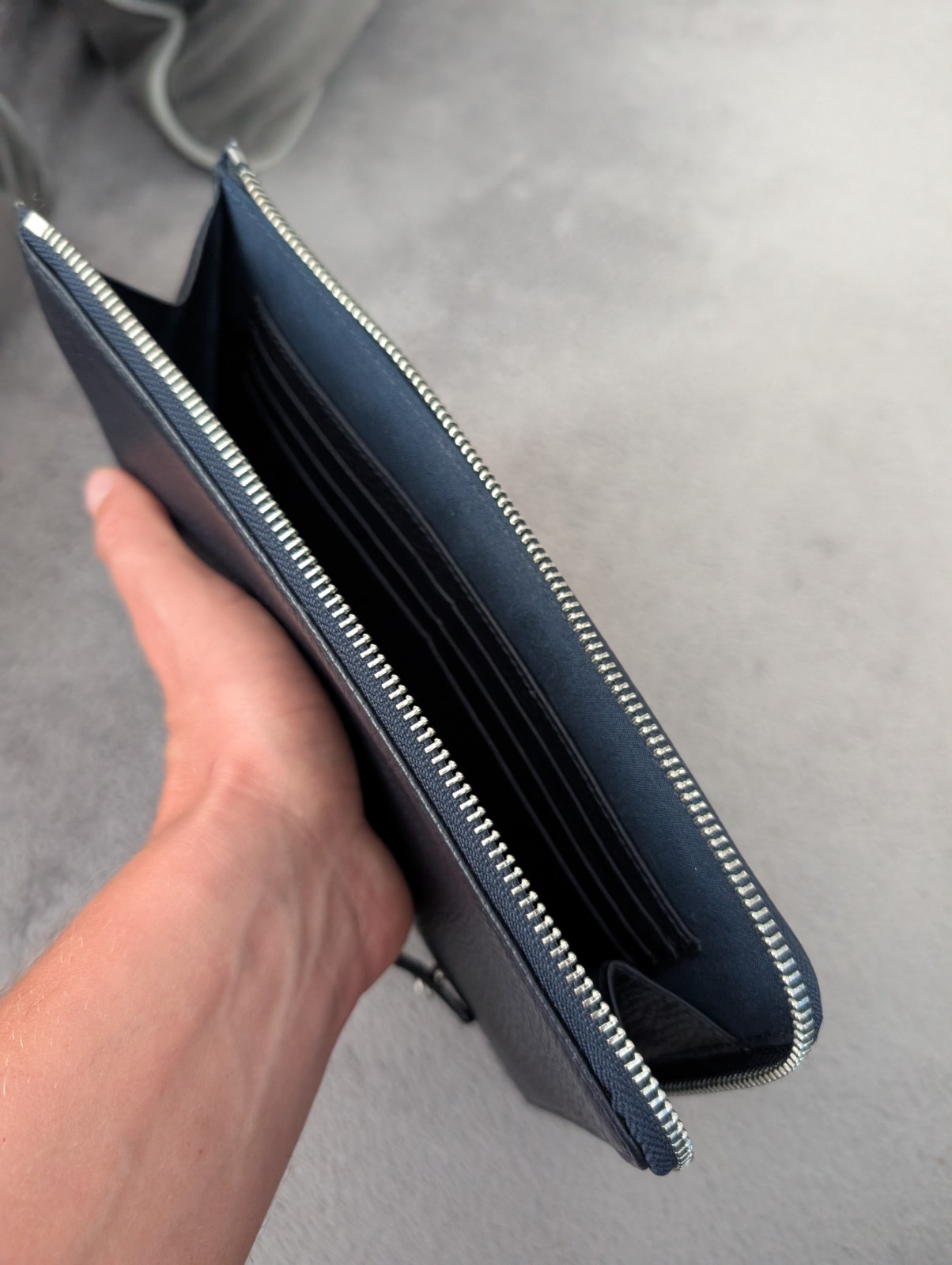 CERRUTI 1881 Navy Blue Leather Long Wallet Zippy Organizer Clutch Mens Bag Purse